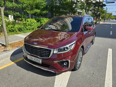 Kia Canival · 2019 год