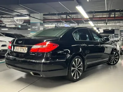 Hyundai Genesis 2012, 150088 км, за 5900000 KRW