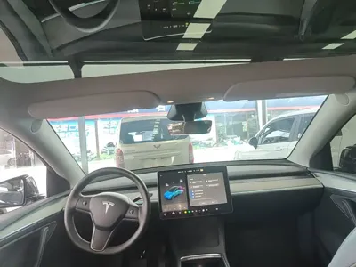 Tesla Model Y 2024, 41000 км, за 181200 CNY - фото 18