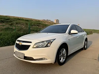 Chevrolet Cruze · 2015 год