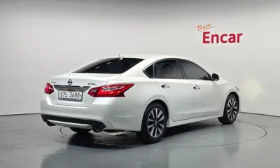 Nissan Altima 2017, 76633 км, за 7700000 KRW