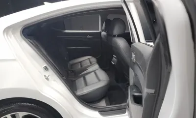 Hyundai Avante 2018, 76165 км, за 10900000 KRW - фото 11