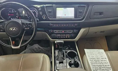 Kia Canival 2019, 114984 км, за 18500000 KRW - фото 15