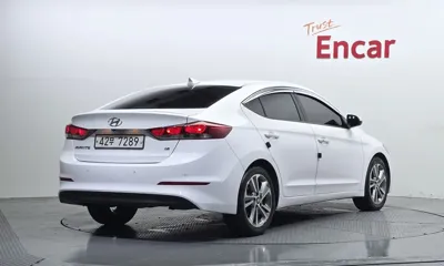 Hyundai Avante 2018, 114152 км, за 8990000 KRW