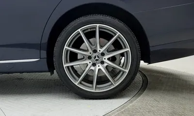 Mercedes-Benz E-Class 2022, 45277 км, за 42800000 KRW