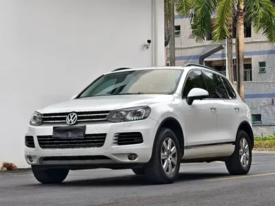 Volkswagen Touareg · 2015 год