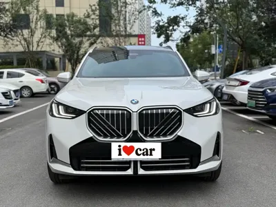 BMW X3 2025, 18000 км, за 275000 CNY