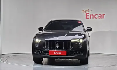 Maserati Levante 2019, 104491 км, за 32300000 KRW