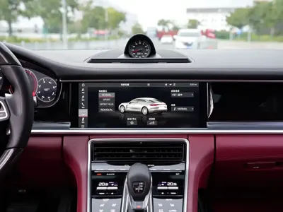 Porsche Panamera 2019, 55000 км, за 419799 CNY - фото 10