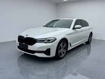 BMW 5 Series · 2021 год