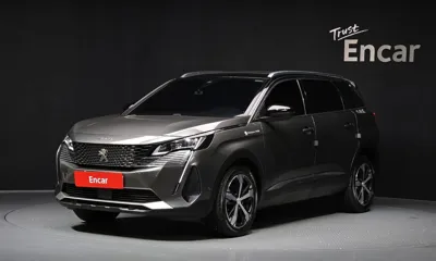 Peugeot 5008 · 2021 год