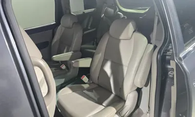 Kia Canival 2016, 177952 км, за 8000000 KRW - фото 11
