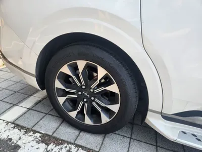 Kia Canival 2022, 55764 км, за 36900000 KRW - фото 9