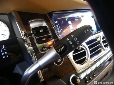 Rolls-Royce Ghost 2018, 75000 км, за 210000000 KRW - фото 9