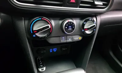 Hyundai Kona 2020, 136908 км, за 999990000 KRW - фото 16