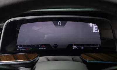 Cadillac Escalade 2022, 23056 км, за 99300000 KRW - фото 8
