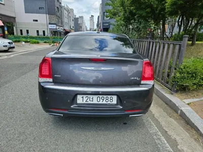 Chrysler 300C 2016, 113400 км, за 7700000 KRW