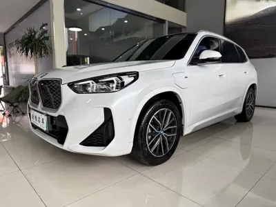 BMW iX1 · 2025 год