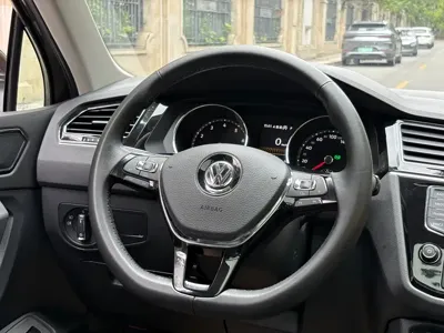 Volkswagen Tiguan L 2018, 60000 км, за 70100 CNY - фото 12
