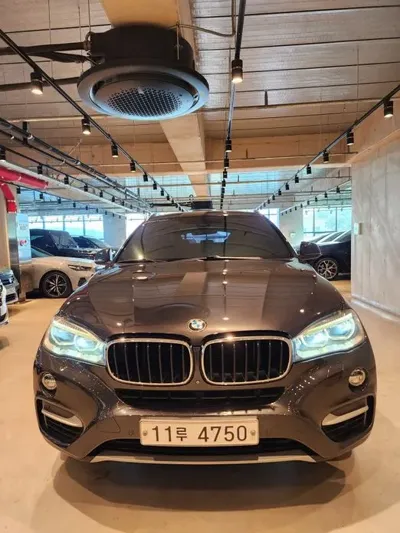 BMW X6 · 2015 год