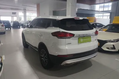 Geely Auto Emgrand X7 Sport 2020, 60900 км, за 54653.75 CNY