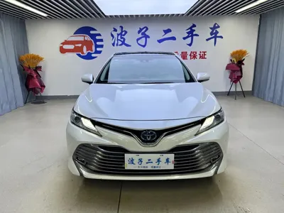 Toyota Camry 2020, 68000 км, за 91800 CNY