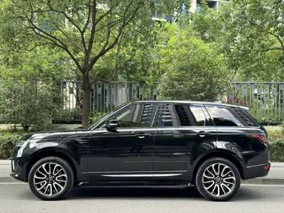 Land Rover Sport 2018, 120000 км, за 258000 CNY