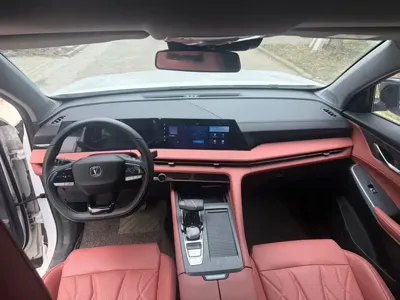 Changan 长安CS75PLUS 2023, 30000 км, за 68800 CNY