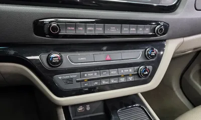 Kia Canival 2016, 191583 км, за 7900000 KRW - фото 16
