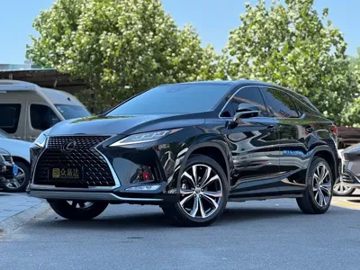 Lexus RX · 2021 год