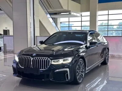 BMW 7 Series · 2022 год