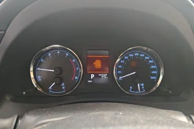 Toyota Corolla 2017, 89200 км, за 59778.87 CNY - фото 10