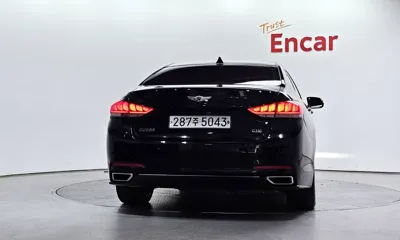 Hyundai Genesis 2016, 127144 км, за 11500000 KRW