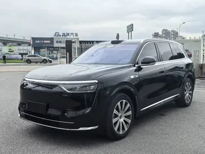 AITO 问界 AITO M8 2025, 22000 км, за 318800 CNY