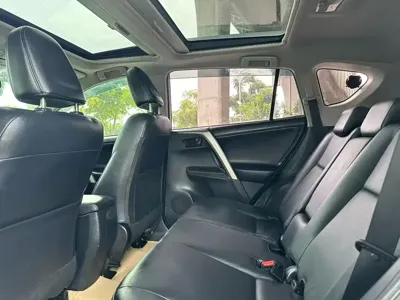 Toyota RAV4 2015, 140000 км, за 43800 CNY - фото 8