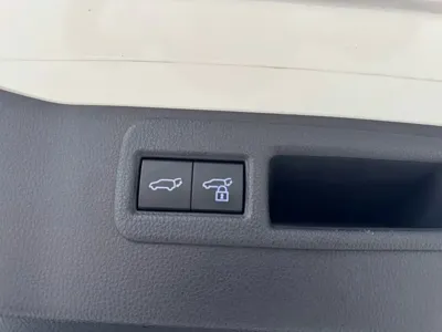 Toyota Venza 2022, 41100 км, за 128699 CNY - фото 21