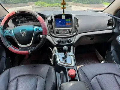 Baojun 560 2017, 70000 км, за 14800 CNY - фото 5