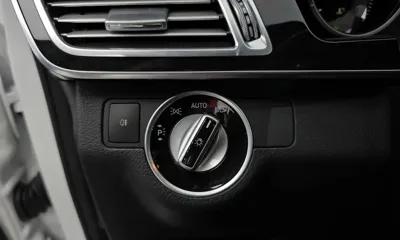 Mercedes-Benz E-Class 2015, 120601 км, за 10900000 KRW - фото 18