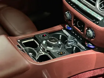 Rolls-Royce Ghost 2018, 54000 км, за 1888000 CNY - фото 9