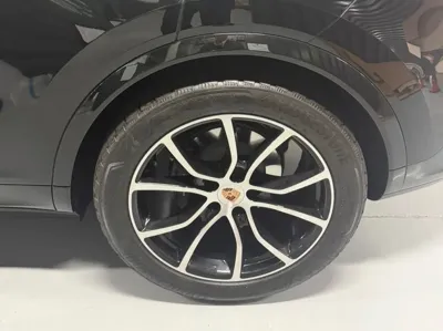 Porsche Cayenne 2025, 770 км, за 159640000 KRW - фото 8