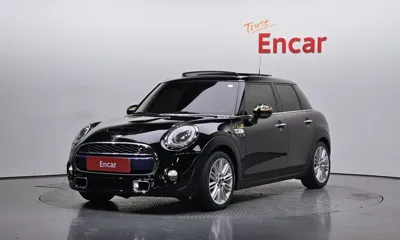 MINI Cooper · 2015 год