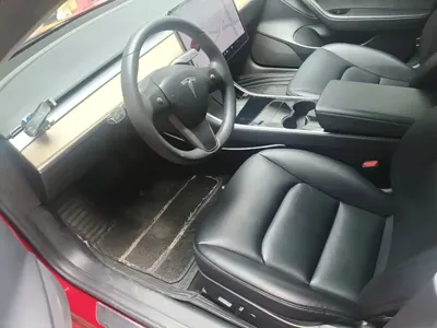 Tesla Model 3 2020, 66800 км, за 104300 CNY - фото 11
