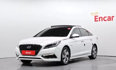 Hyundai Sonata · 2016 год