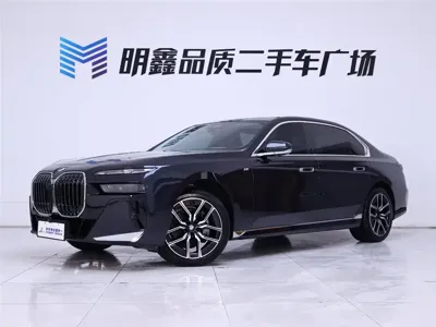 BMW 7 Series 2024, 34800 км, за 468000 CNY