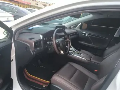 Lexus RX 2022, 20000 км, за 198000 CNY