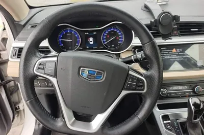 Geely Auto Emgrand 2018, 113300 км, за 32851.95 CNY - фото 18