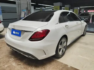 Mercedes-Benz C-Class 2019, 72100 км, за 116800 CNY