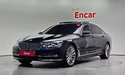 BMW 7-Series · 2017 год