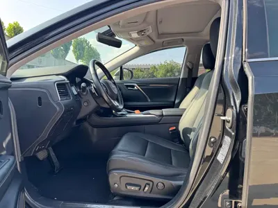 Lexus RX 2021, 84000 км, за 188000 CNY - фото 8