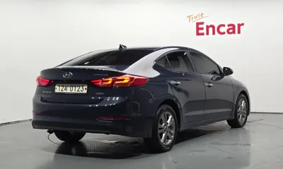 Hyundai Avante 2016, 158312 км, за 5200000 KRW